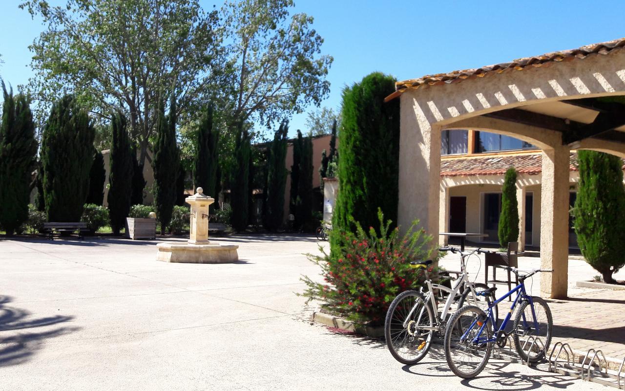 Residence Odalys Le Village Camarguais Les Gardians Arles Luaran gambar