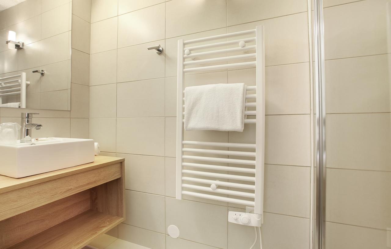 Residence Odalys Le Village Camarguais Les Gardians Arles Luaran gambar